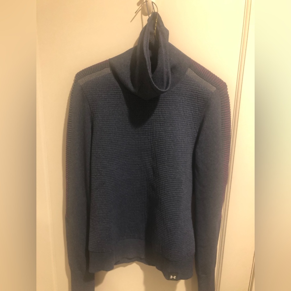 Underarmour Men’s Medium Athletic Wear